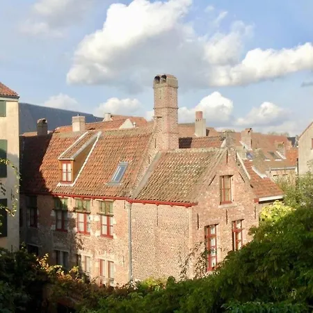 Semesterbostad Heaven@11, Your Holiday House In Center. *